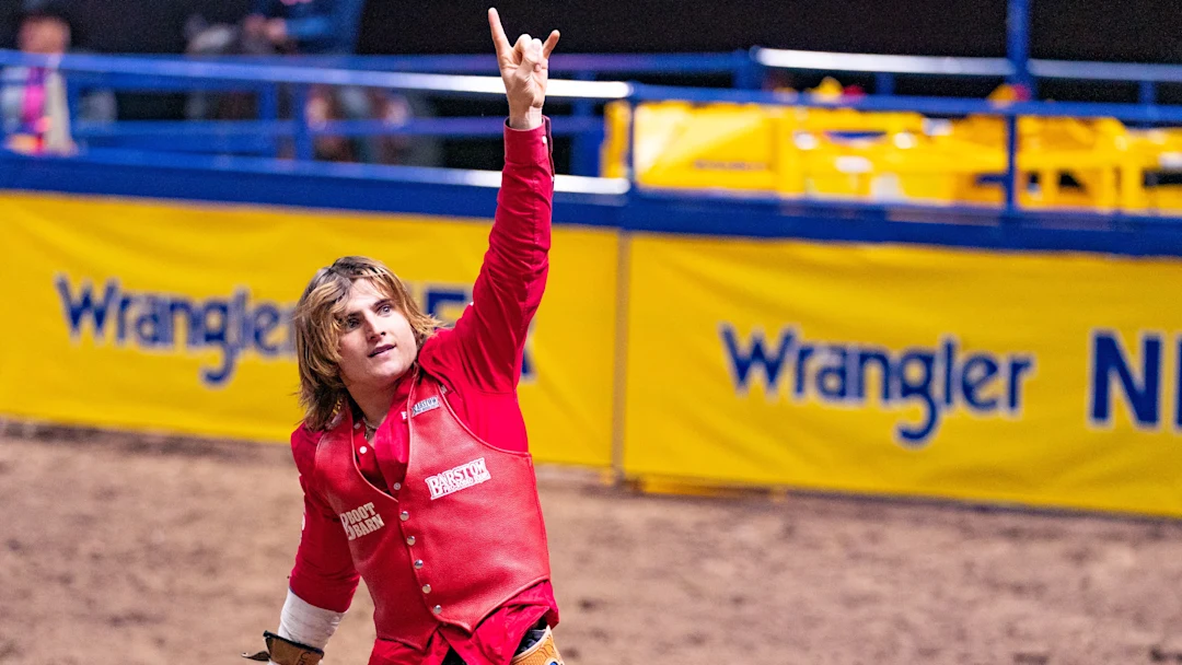 Gritty Steiner Rocks the House to Earn First Round Win